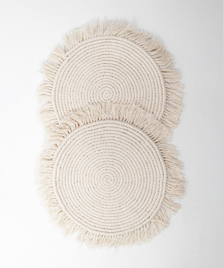 M'Goun Handmade Cotton Cream Fringed Round Placemat